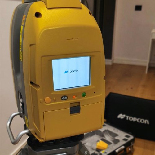 Sale Topcon GLS 2200S Laser Scanner and Geodetic Station USED