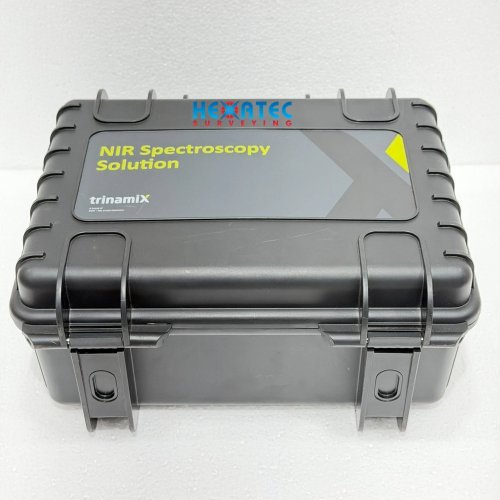 Sale trinamiX Mobile NIR Spectrometer SYS-IR-R-P Portable Kit With Case Used